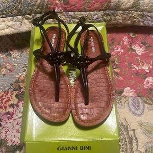 Gianni Bini sandals. Black and tan. Size 8. In good condition.